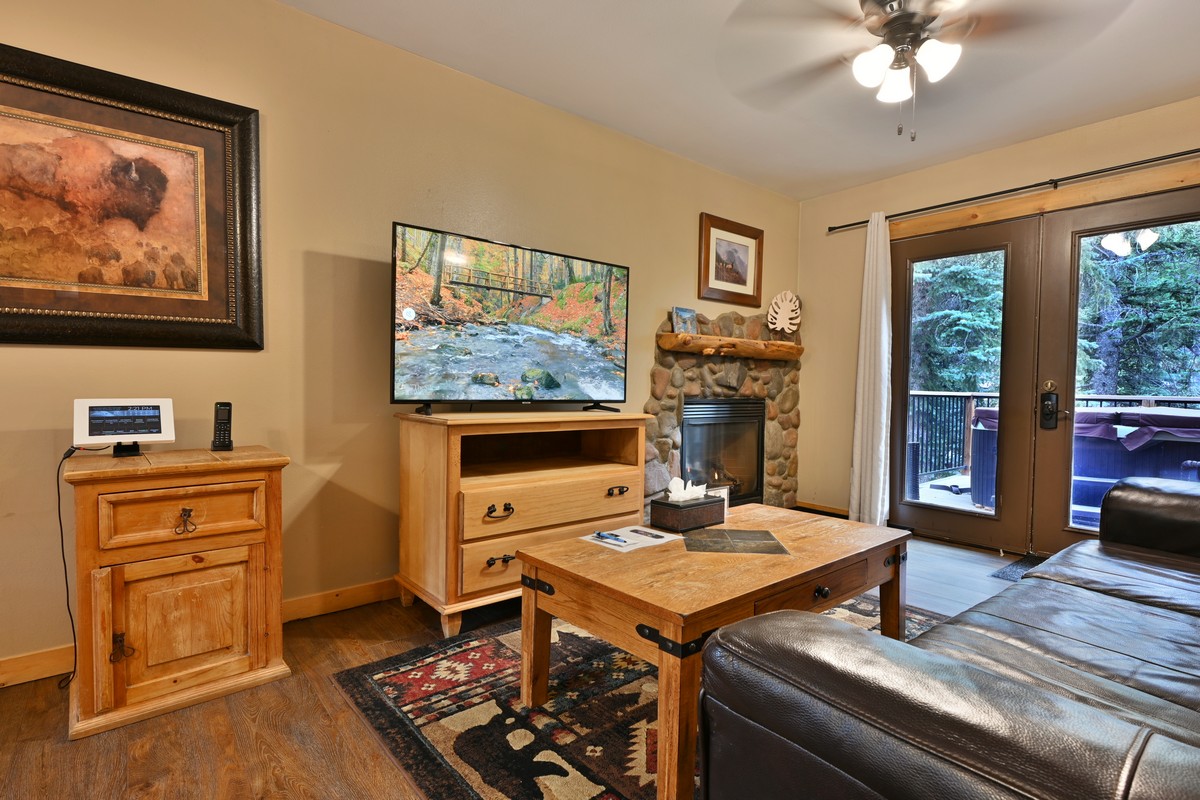 Pine Cone Interior